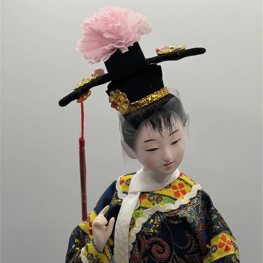 New in box, Chinese Qing Dynasty 1912 manchu princess